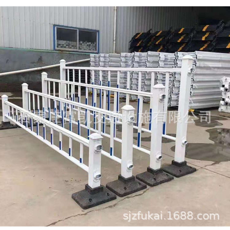 市政交通护栏/隔离护栏生产厂家/道路护栏/公路护栏/马路护栏厂家