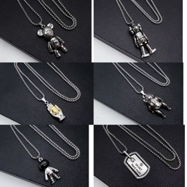 项链;耳环;耳钉