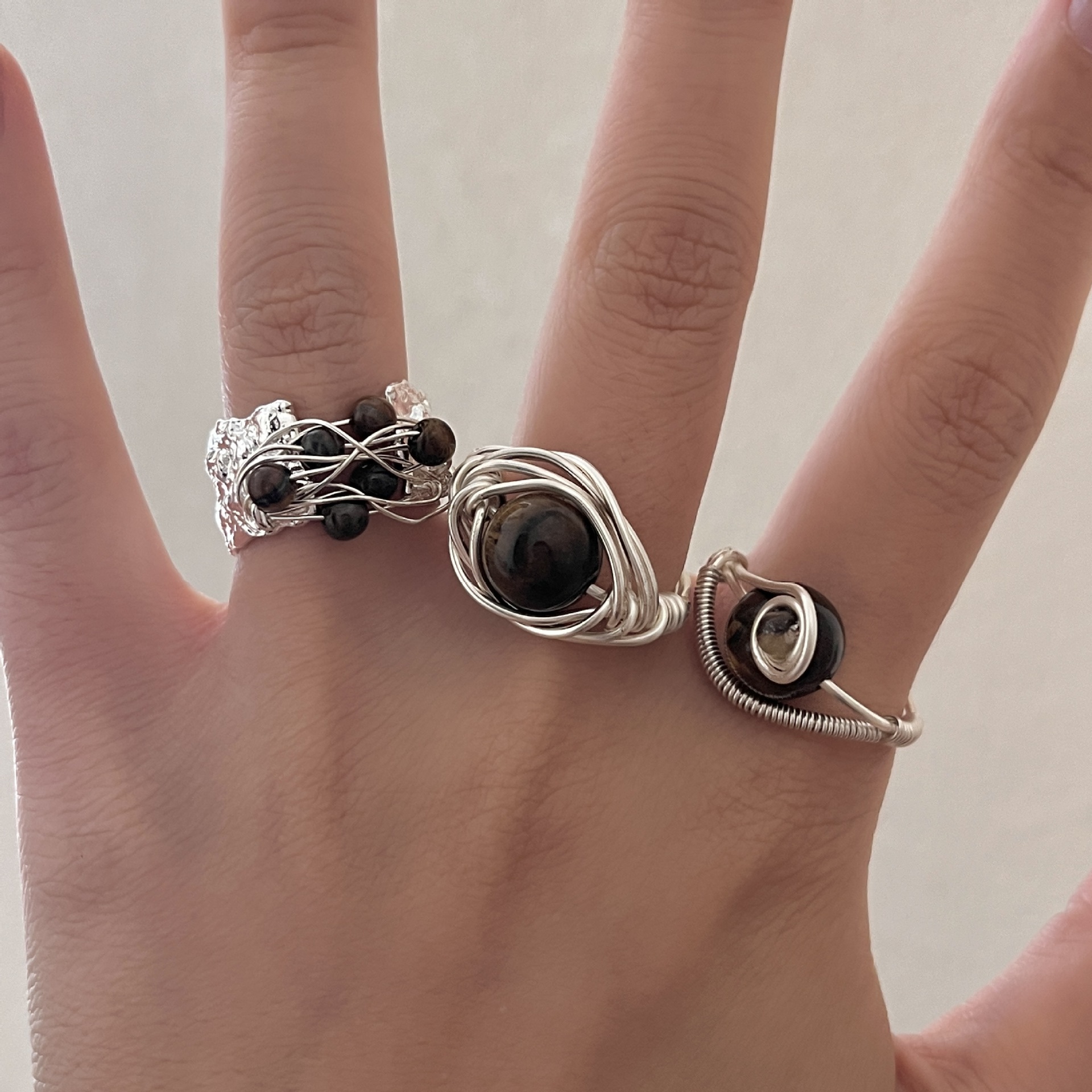 Nowy chiński styl Melad Wind Tiger Eye Stone, ręcznie robiony koralikowy, słodki i fajny, osobowość, owinięty, szeroka wersja, nadający się do łączenia_voghion.com