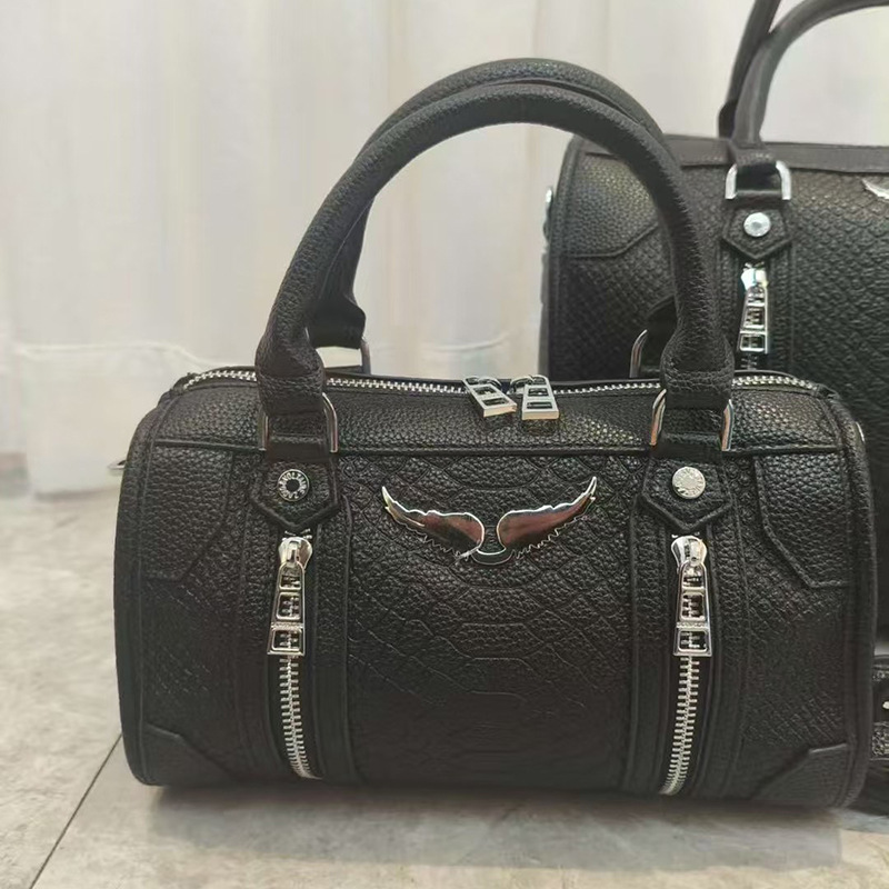 작은 악어 무늬 블랙