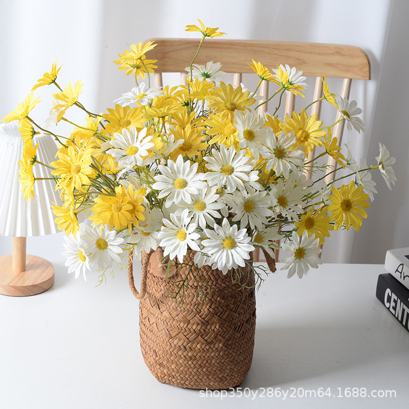 Simulation 5 Dutch Chrysanthemum Chamomile Small Daisy Persian Flower Wedding Home Photography Decoration Wholesale