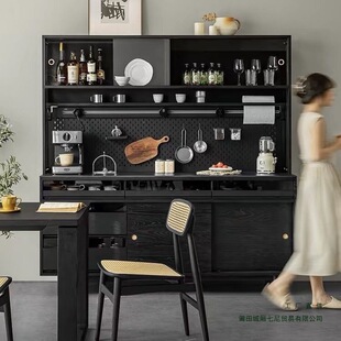 �Ұ�Ҿߌ�ľ��߅������һ�w��ɫ��Ϟľ�������ˮ�������ռ{�ߙ�