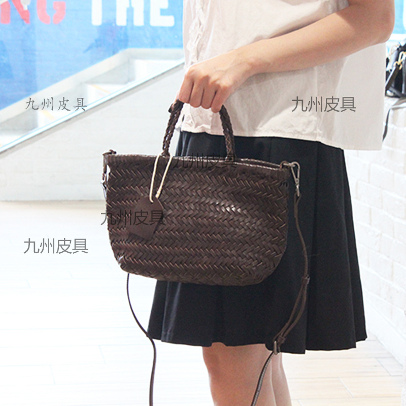 Japanese And Korean Style Woven Bag For Women - Summer Beach Vacation Small Shoulder Bag, Versatile Fashion Handheld Basket, Single Shoulder Crossbody Bag - Thumbnail 3