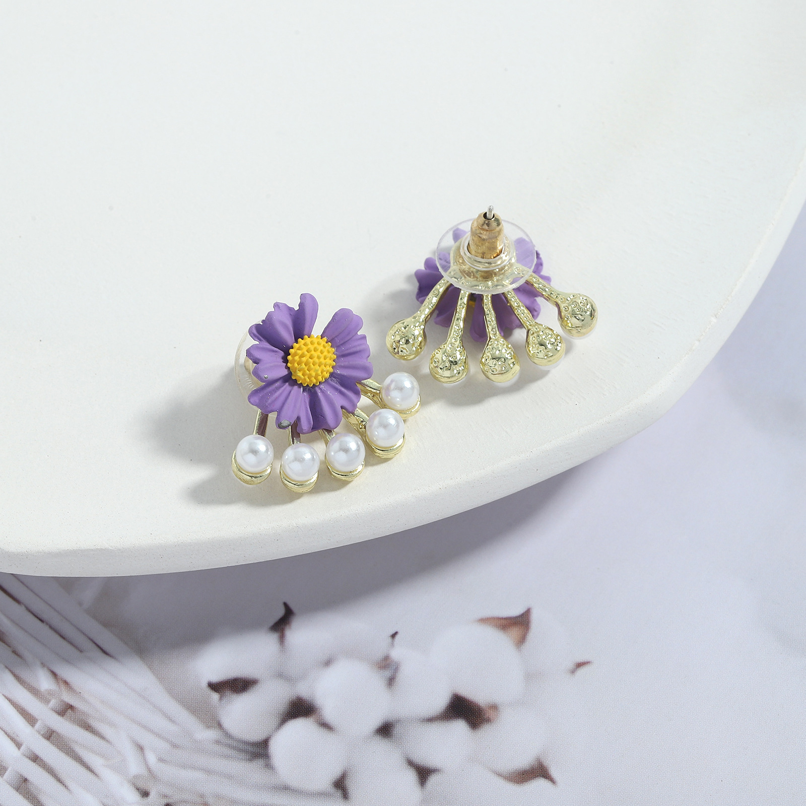 Fashion Flower Inlaid Pearls Colored Petals Earrings display picture 1