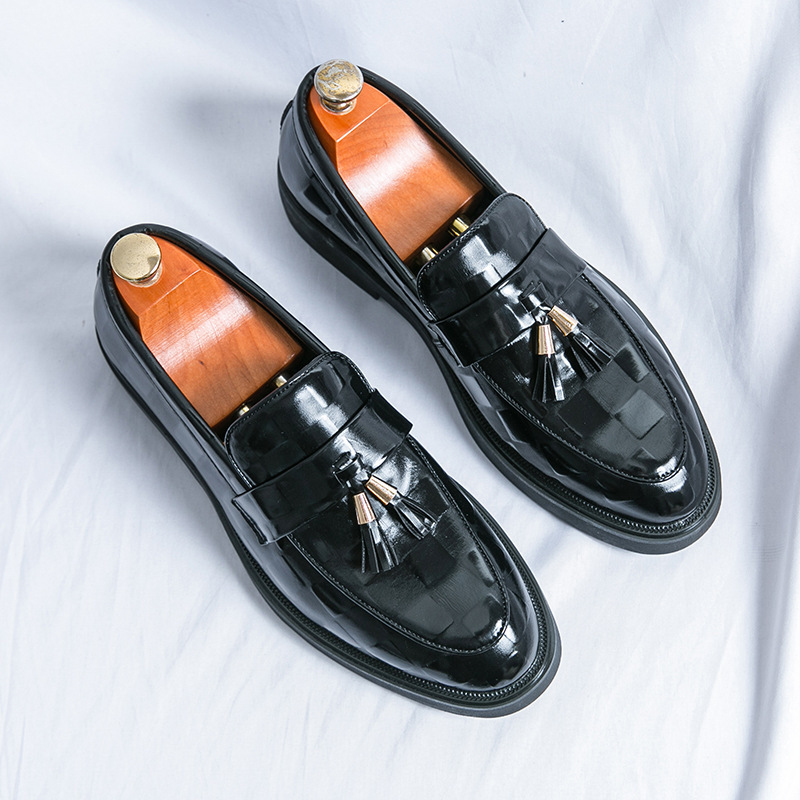 Cheap New Brock Business Casual Leather Shoes Men's Comfortable Breathable Tassel Slip-on Loafers Men Cheap New Brock Business Casual Leather Shoes Men's Comfortable Breathable Tassel Slip-on Loafers Men