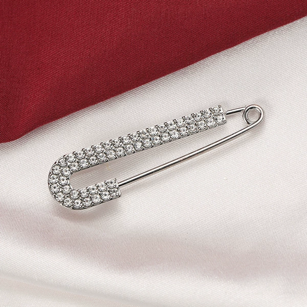 Silver pin, 7cm