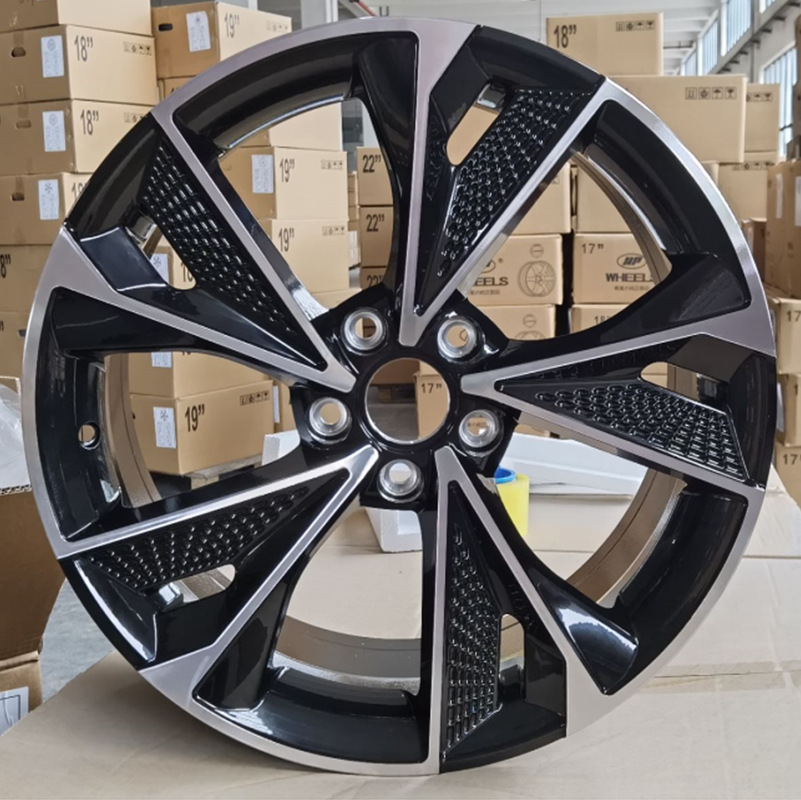 SuitAbLe for 18inch Audi A6L WheeL Hub A4L/A5/A8/A3/Q5/Q3/TT/A7A8L Q2L Rim Tire BeLL