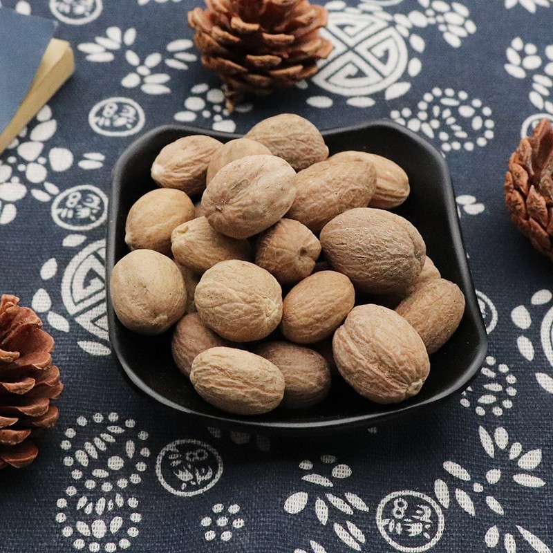 Nutmeg Rou Dou Kou 500g Dried Myristica fragrans Seeds Natural Sun Dried Culinary and TCM Herb in use