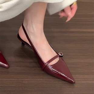 �tɫ�߸�Ь��ʽ���^��Ь��ŮЬ��2026���ļ���ɫ���|���¼��^��Ь