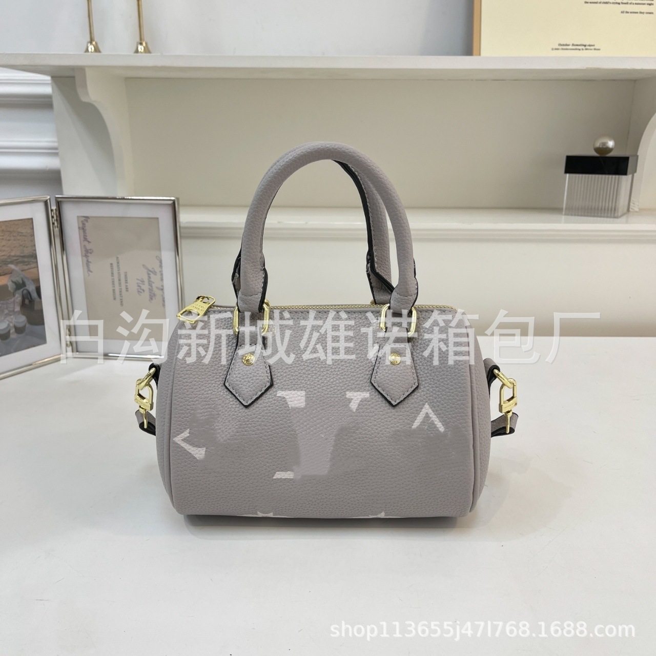 2025 Cross-Border Retro Women's Large Capacity Boston Pillow Bag Luxury Versatile Commuter Phone Bag F135# - Thumbnail 8