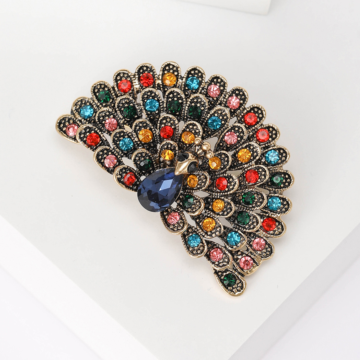 16g Weight Rhinestones Inlay Material Brooches Classification Banquet Occasion Alloy Material Peacock Pattern All Seasons Season Women's Gender Inlay Design Retro Style Retro Pin Peacock Alloy Inlay Rhinestones Women's Brooches 35