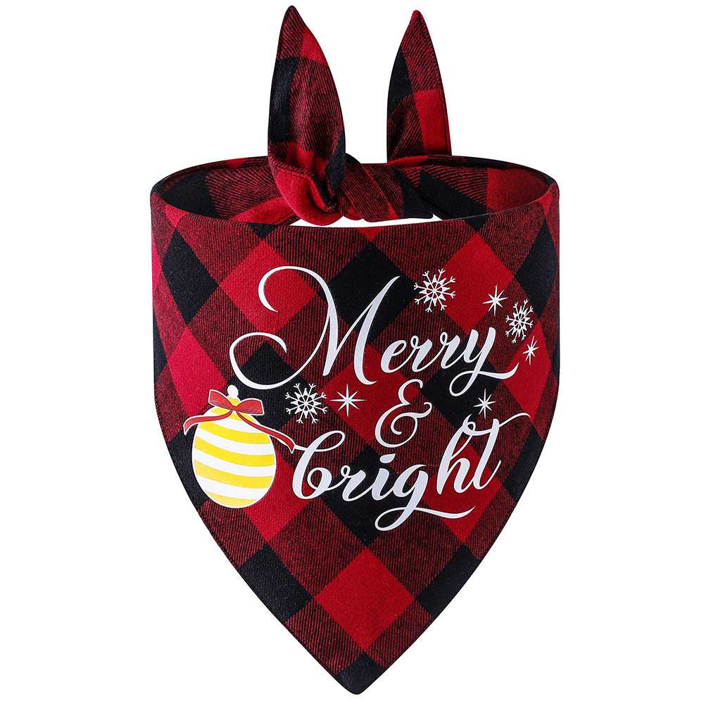 Nueva tela escocesa de algodón transfronterizo perro mascota bufanda triángulo toalla perro impreso saliva toalla Navidad dibujos animados al por mayor