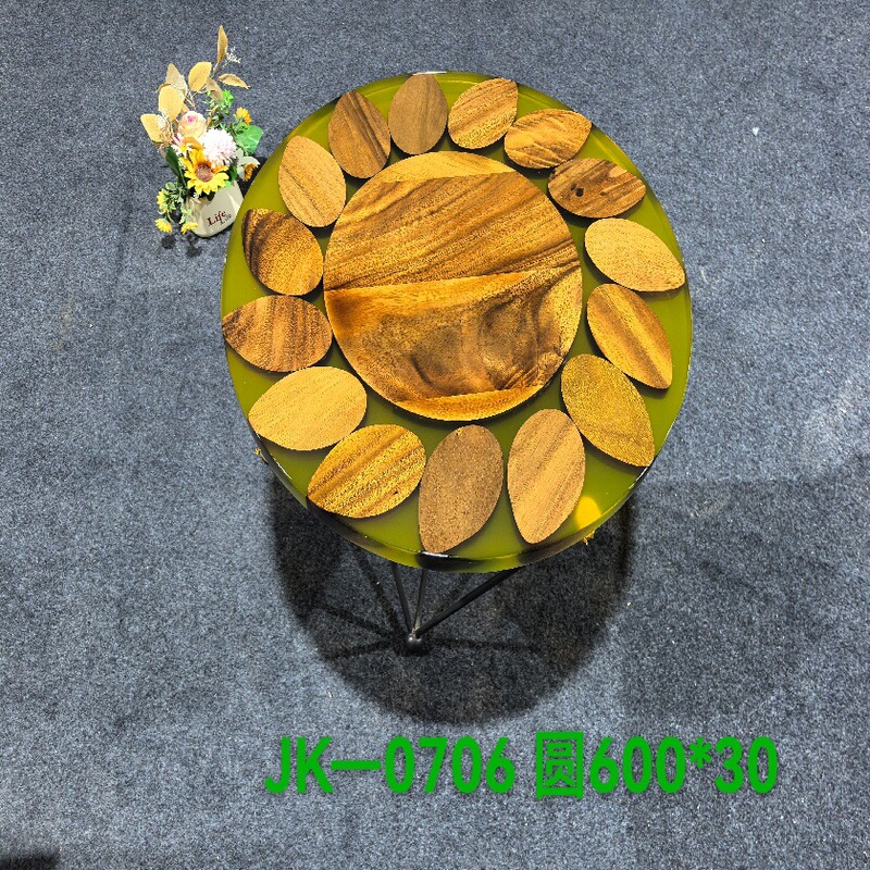 South American Walnut Solid Wood Resin Art Small Round Table Special Price Factory Direct Sunflower Model