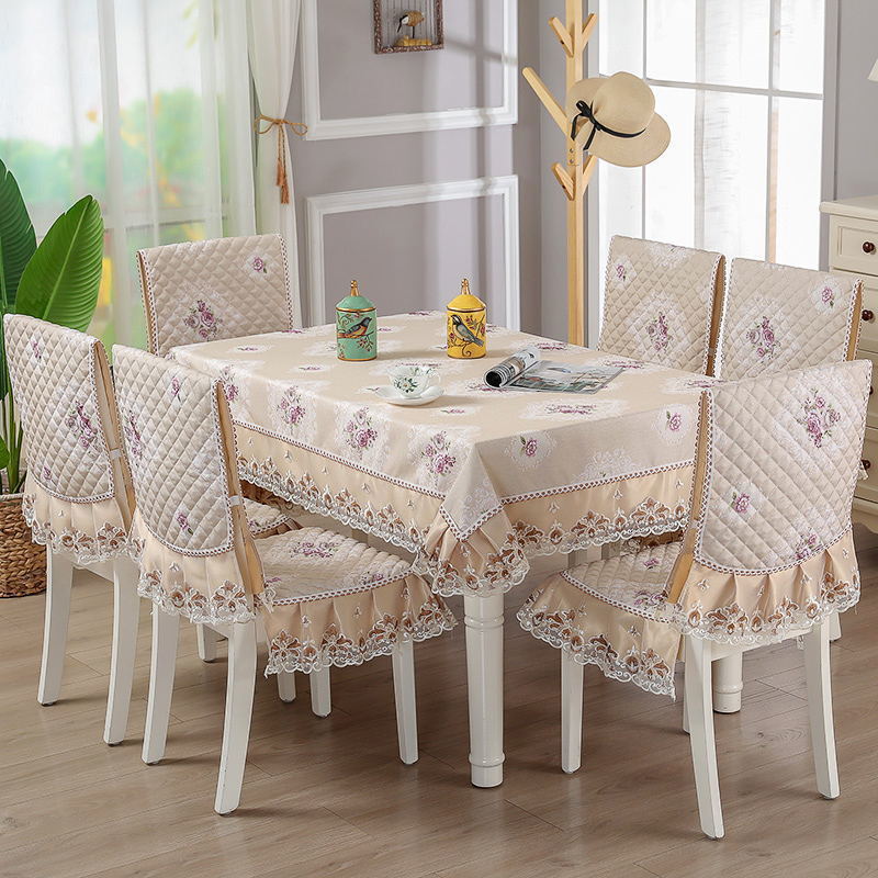 세 꽃 다크 브라운