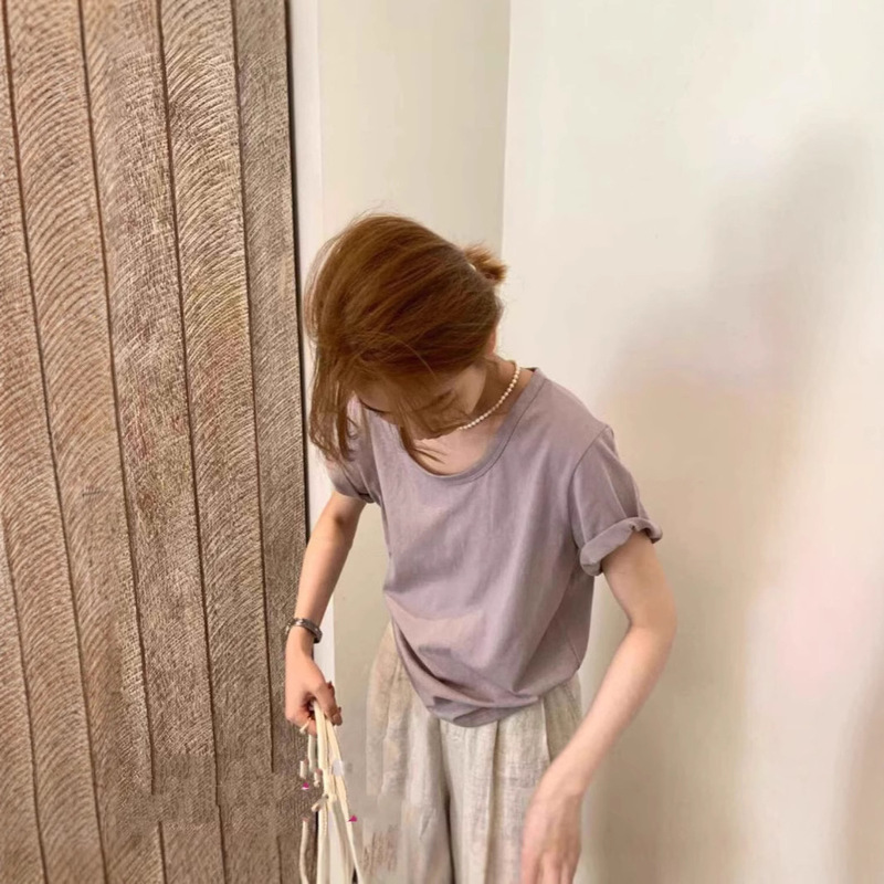 New Old Money Style Normcore Pure Color Comfortable Breathable Loose Casual U-Neck Slim Versatile Short-Sleeved T-Shirt for Women in Summer New Old Money Style Normcore Pure Color Comfortable Breathable Loose Casual U-Neck Slim Versatile Short-Sleeved T-Shirt for Women in Summer
