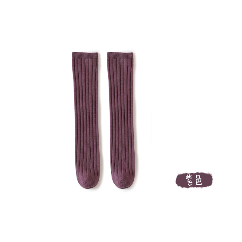 2023 nuevos calcetines de bebé de primavera y otoño algodón peinado color sólido tubo medio calcetines para niños bebé tubo alto niños y niñas calcetines entre padres e hijos