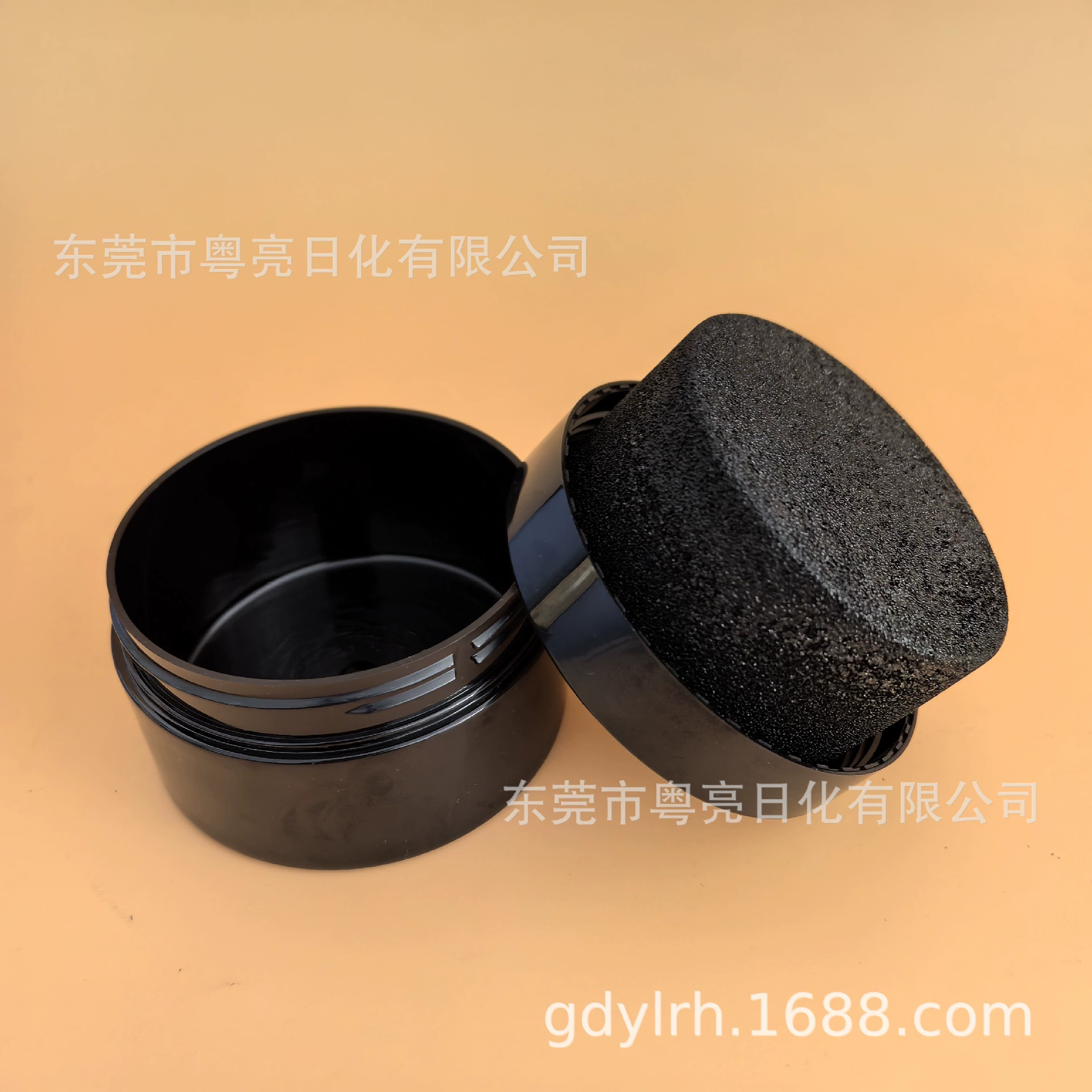 Производители маленькие белые чистящие салфетки для чистки обуви