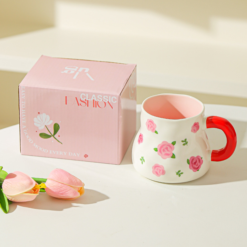 Taza de cerámica estilo ins de estilo coreano taza de color bajo vidriado pintado a mano linda taza de café de té de flores de nicho para niñas