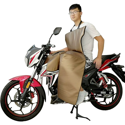 Motorcycle front windshield — Fully Surrounded to Prevent Cold