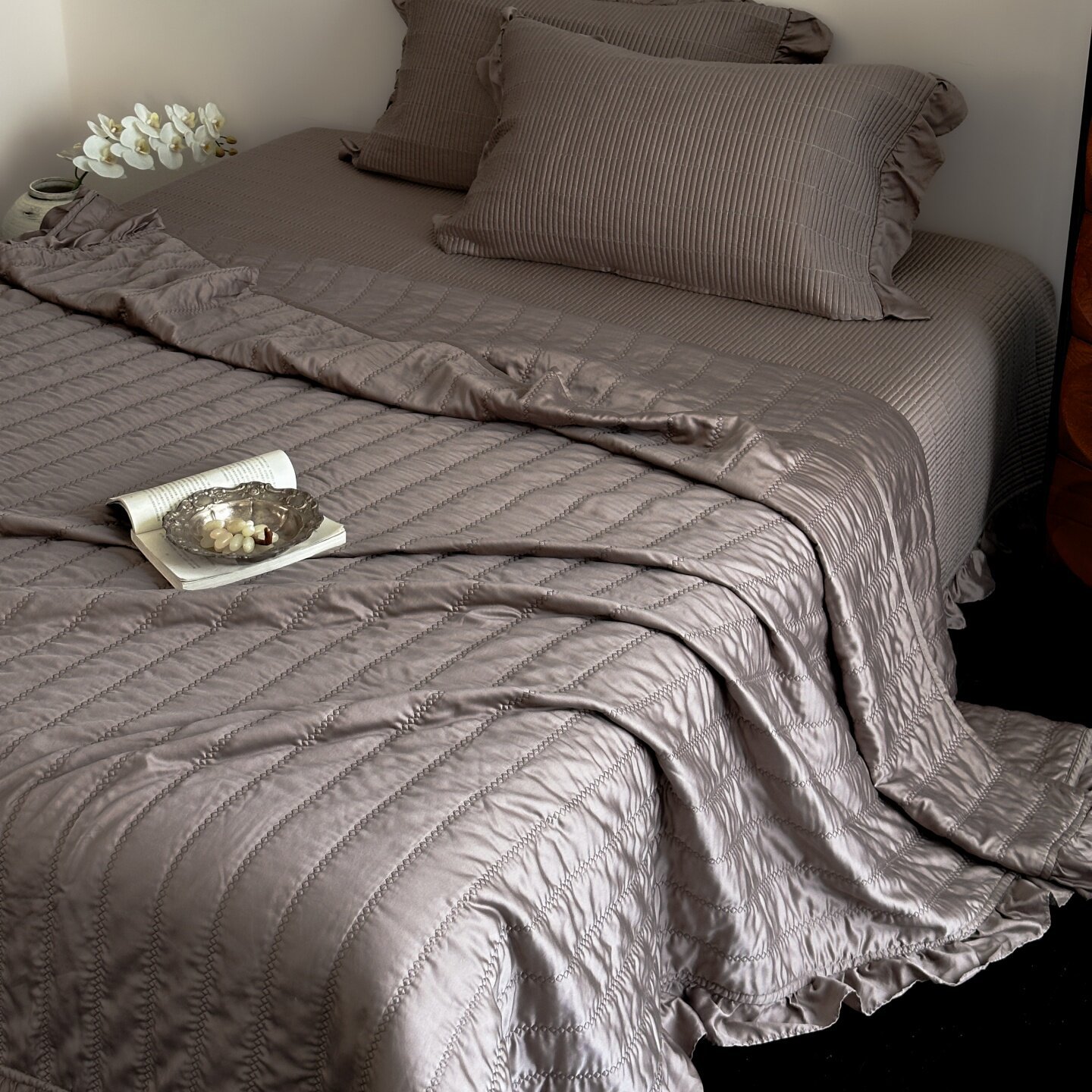 Lyocell Tencel Cooling Bedding Set Four Piece Wide Stripe Design_voghion.com