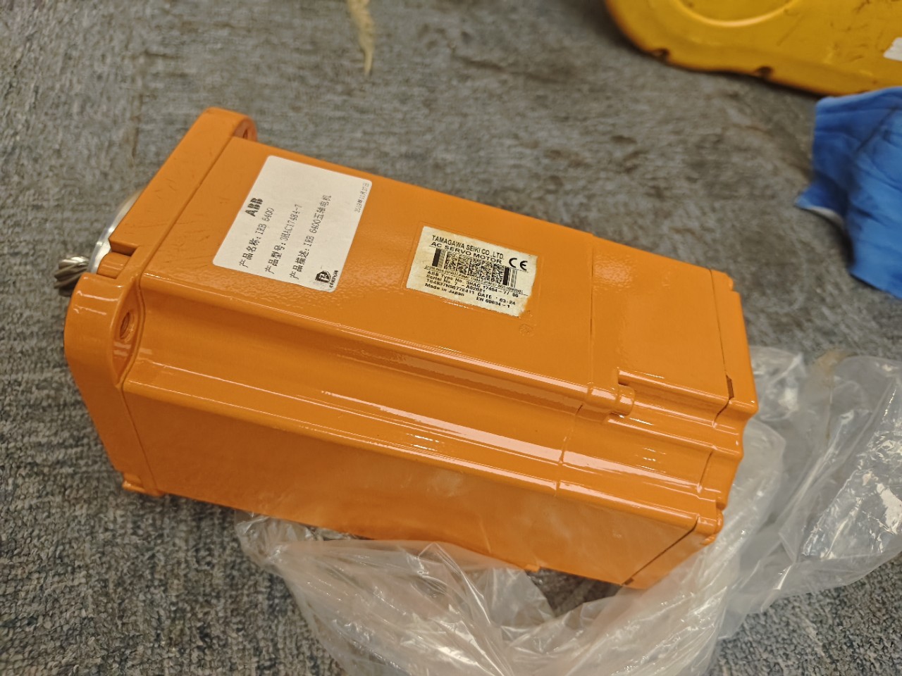 ABB五轴电机6640，3HAC17487-7机器人电机马达出售，议价