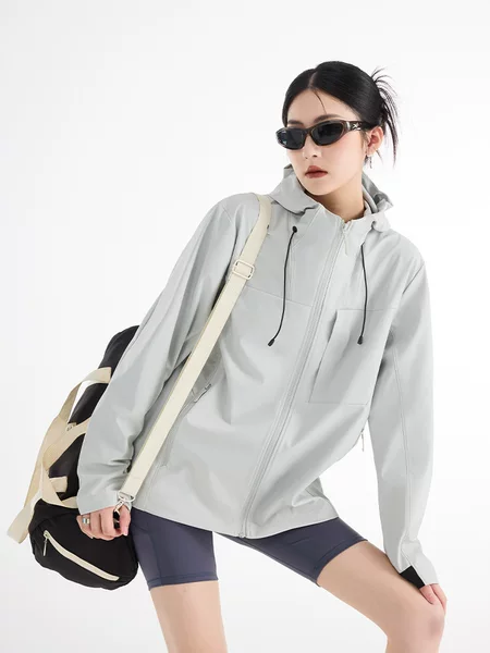 Spring new product: simple and stylish hooded three-proof outdoor jacket for couples, couple's jacket 99688