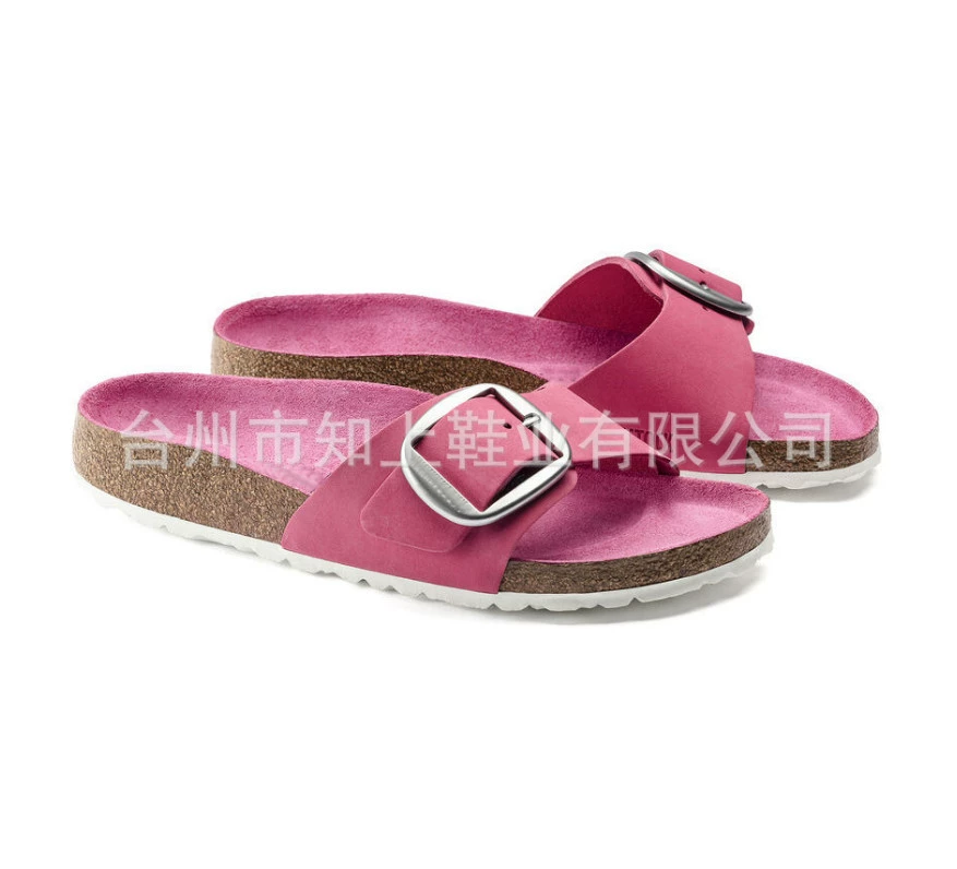 Внешняя торговля женская обувь больших размеров 2021 летние новые повседневные женские уличные сандалии с плоской пряжкой женские тапочки женские