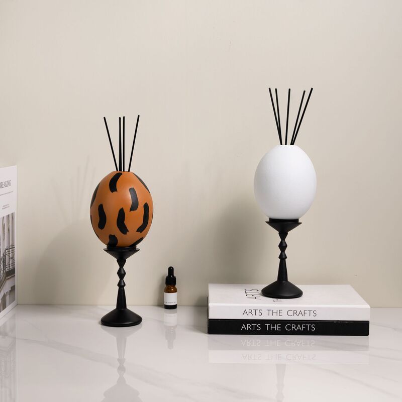 Modern Simple Yellow Resin Eggshell Aromatherapy Geometric Ornaments Model Room Sales Office Living Room Study Creative Accessories