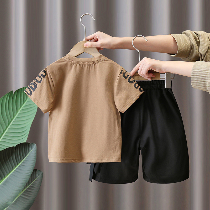 7225 Traje de manga corta para niños Camiseta de moda para niños estilo occidental Estilo de verano Red de Internet Ropa de calle frita 2025 Nuevo estilo