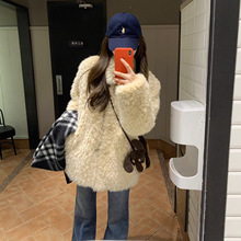 2025冬新款羊羔毛外套女爆款韩版宽松加厚皮毛一体高级感毛绒大衣