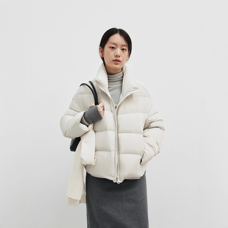 Love and Nancy Thirteen Lines Minimalist Winter 90 White Duck down Warm Stand Collar Lightweight Relaxed Feel down Jacket for Women 02760