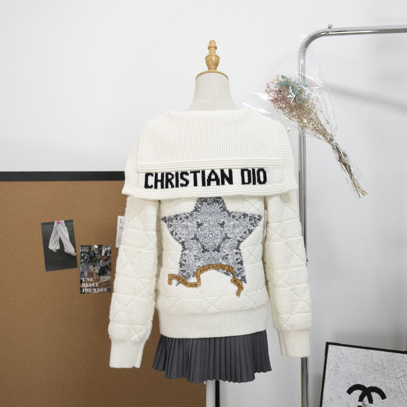 25 Autumn and Winter New Style Five-Pointed Star V-Neck Single-Breasted Diamond Pattern Knitted Cardigan Sweater Jacket Women's Christmas Sweater
