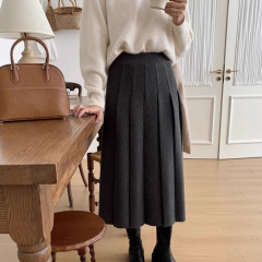 韩系穿搭厚实赫本风羊绒百褶裙高腰显瘦休闲半身裙女秋冬别致长裙