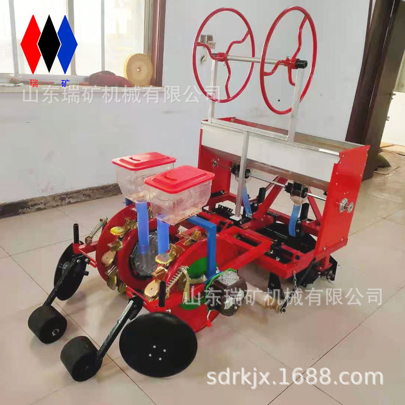 山西家用小四轮带玉米谷物免扣膜施肥播种一体机谷子花生点播机