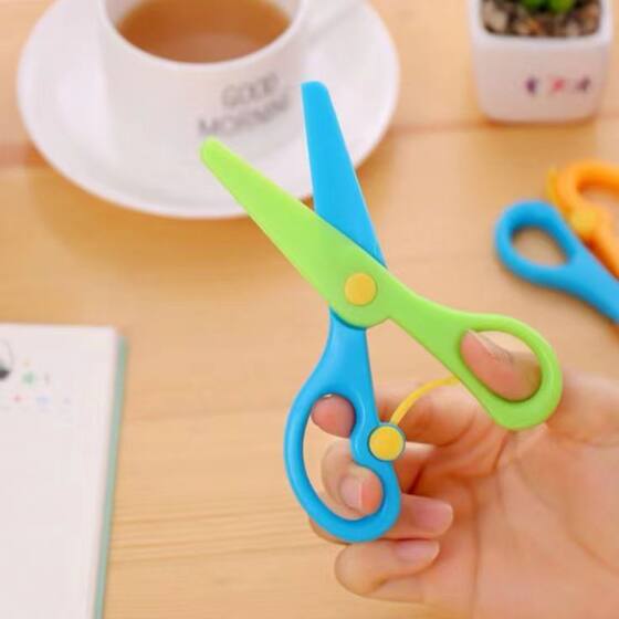 Educational Toys Kidsren's Safety Paper Scissors Kindergarten Primary School Students Hand Scissors Functional Plastic Scissors