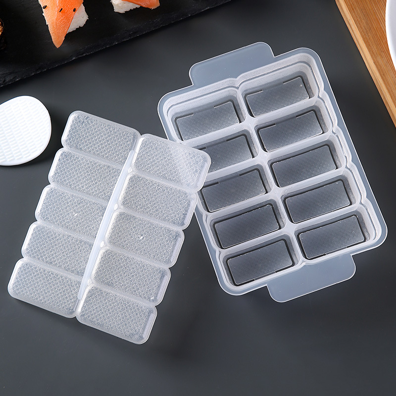 Japanese-style commercial stalls for making warship hand-held sushi molds, rice ball molds, sushi tools, and a ten-size bento
