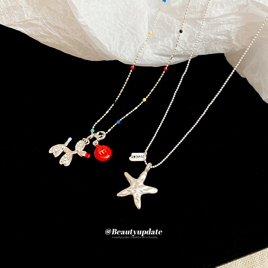 Collar con colgante de circonio con estrella de mar plisada con diamantes, cadena de clavícula de todo fósforo exquisita europea y americana, lujo ligero, collar de alta gama al por mayor