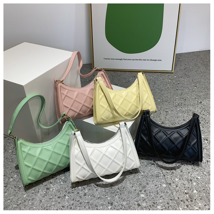 Women's Small Pu Leather Solid Color Streetwear Square Zipper Underarm Bag display picture 11