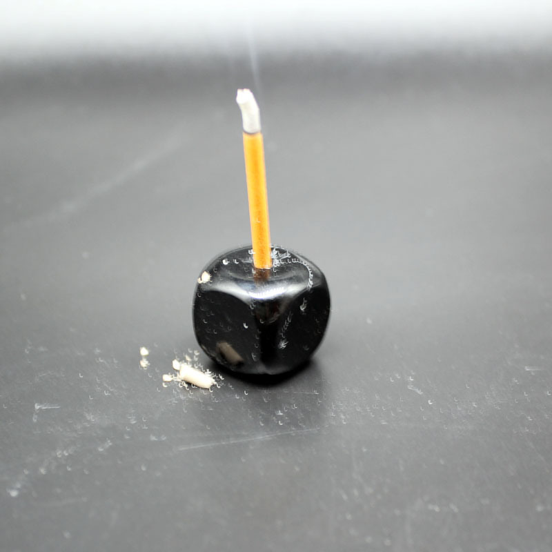 흑요석 사각 곡물