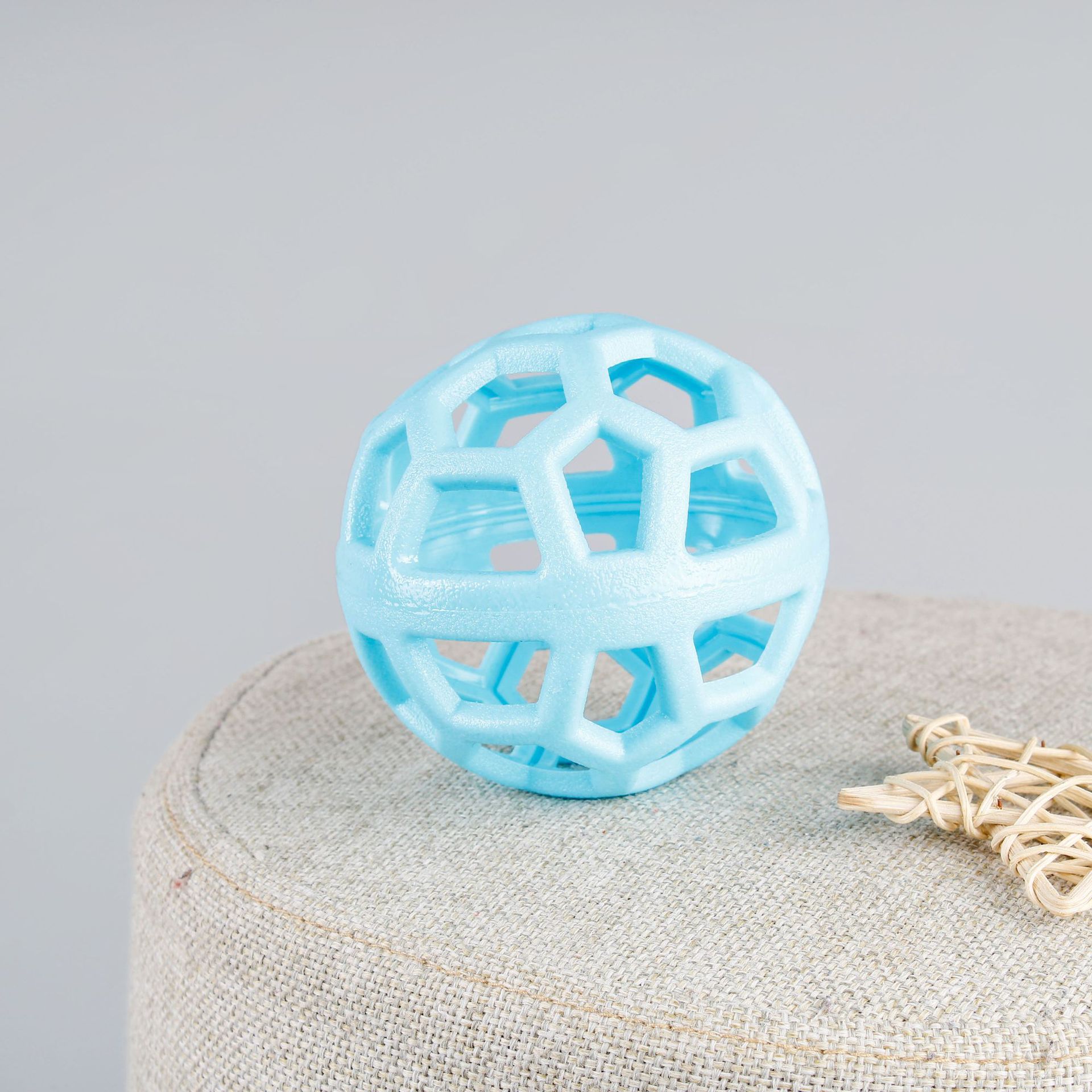 파란색 빈 공 (침묵)