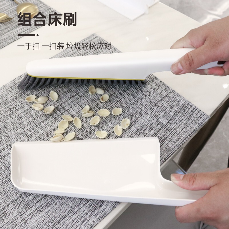 New desktop contrast color cleaning brush bed brush dustpan broom simple suit keyboard soft hair dust removal long handle New desktop contrast color cleaning brush bed brush dustpan broom simple suit keyboard soft hair dust removal long handle