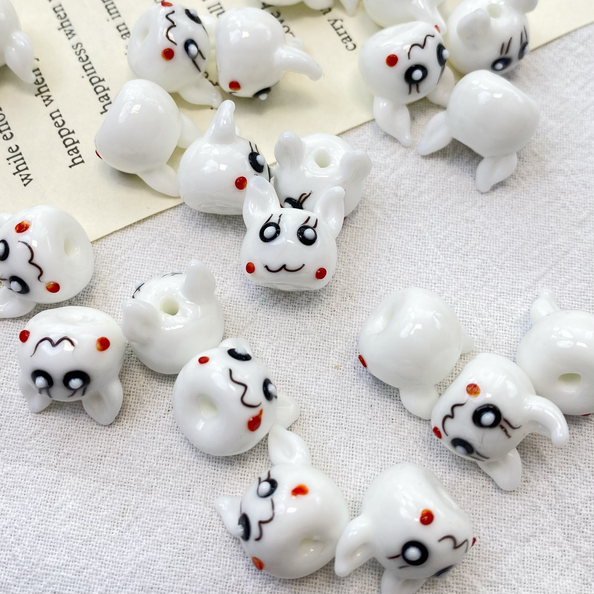 Bracelets, Scattered beads Classification 1 Piece Quantity Glass Material 1 Piece Glass Animal Bracelets Scattered Beads Pendant Beads
