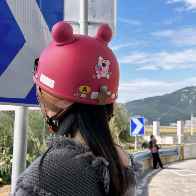 Motosiklet dəbilqələri – warm four seasons half helmet - one-size-fits-all-adult-model-ear-protection-model-rose-red-mold-bear-adult-model