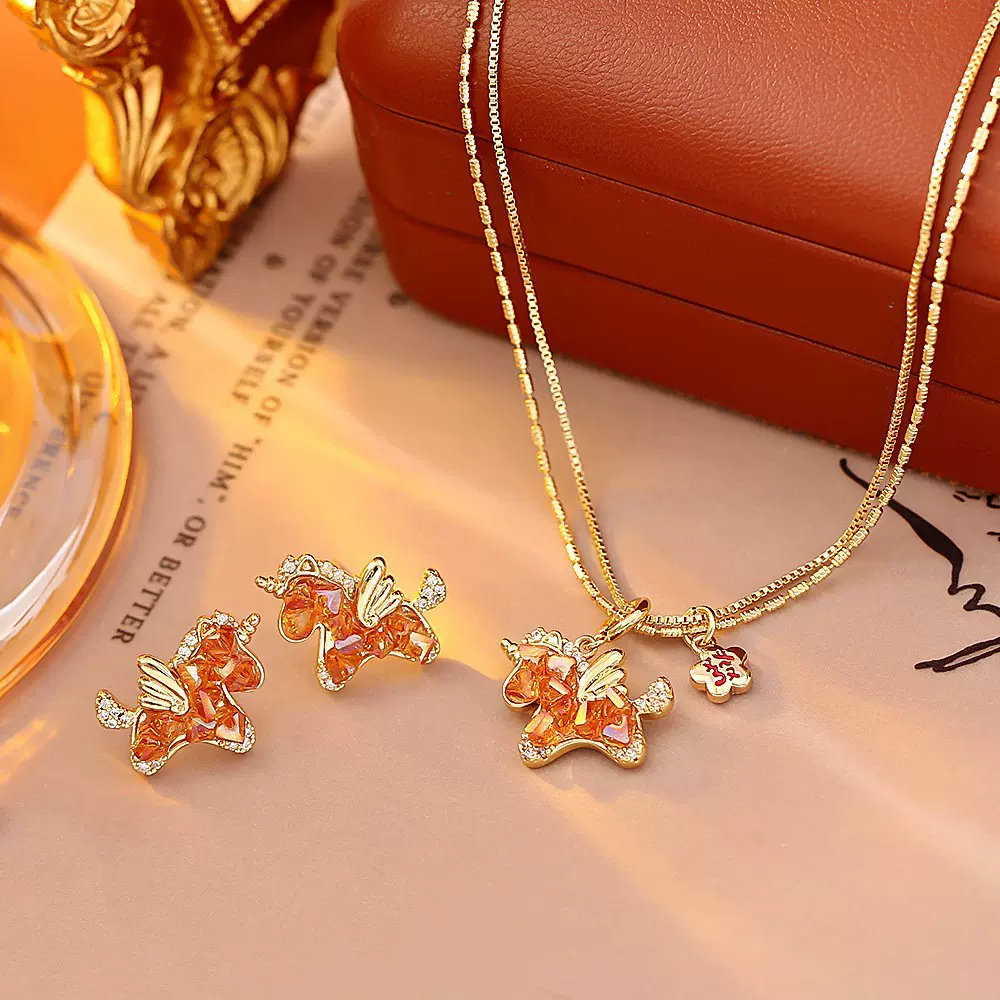 爆款水晶独角兽耳钉生肖马高级感时尚精致百搭耳饰网红仙女风项链