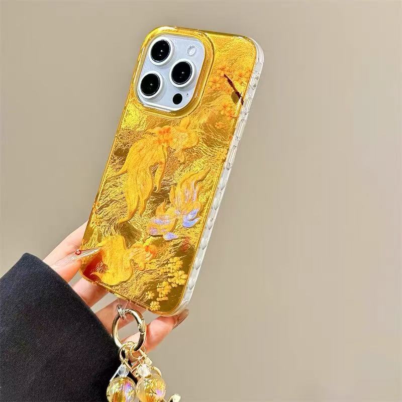 El nuevo pez dorado con patrón de papel de aluminio coreano es adecuado para Apple 15promax funda para teléfono móvil 16pro personalidad 14/13 corazón de niña