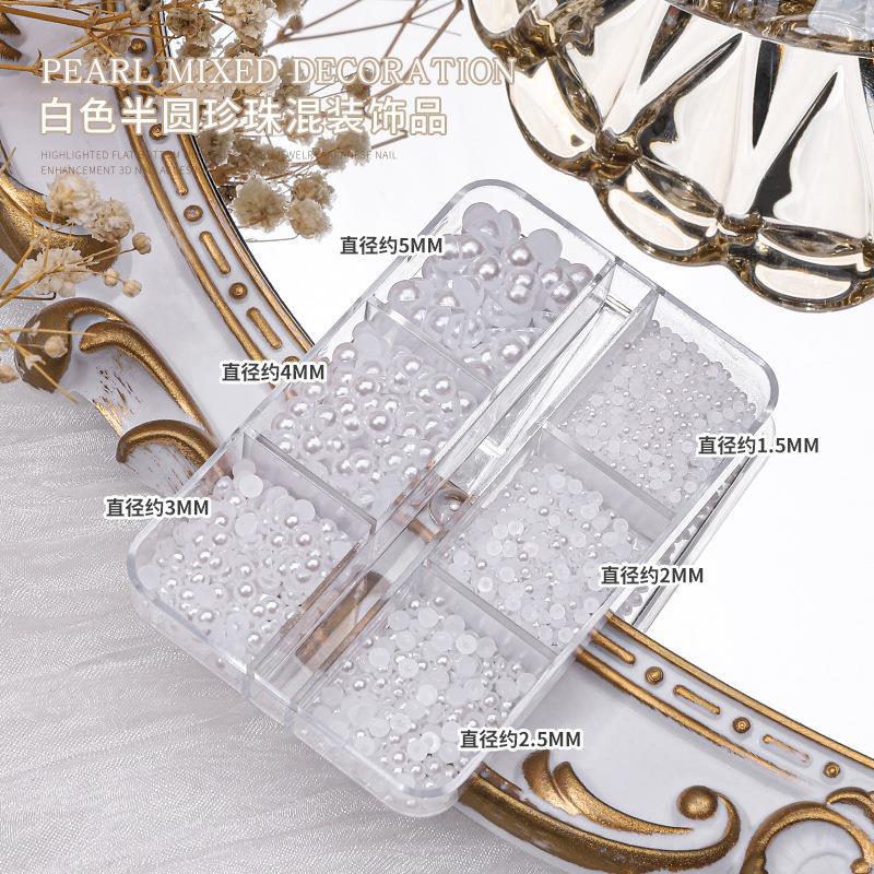 Joyería de uñas perla mixta semicírculo plano beige 12 rejilla en caja tamaño destacado redondo accesorios de uñas material