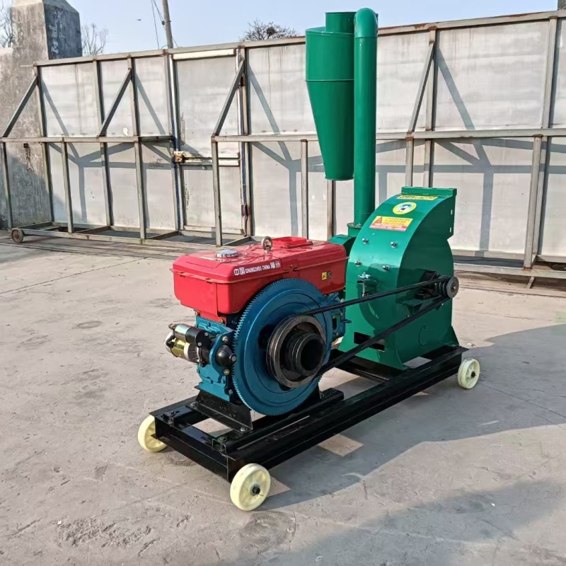 柴油款豆秸花生秧粉糠机 整粒玉米饲料粉碎机 养殖牛羊猪打草机