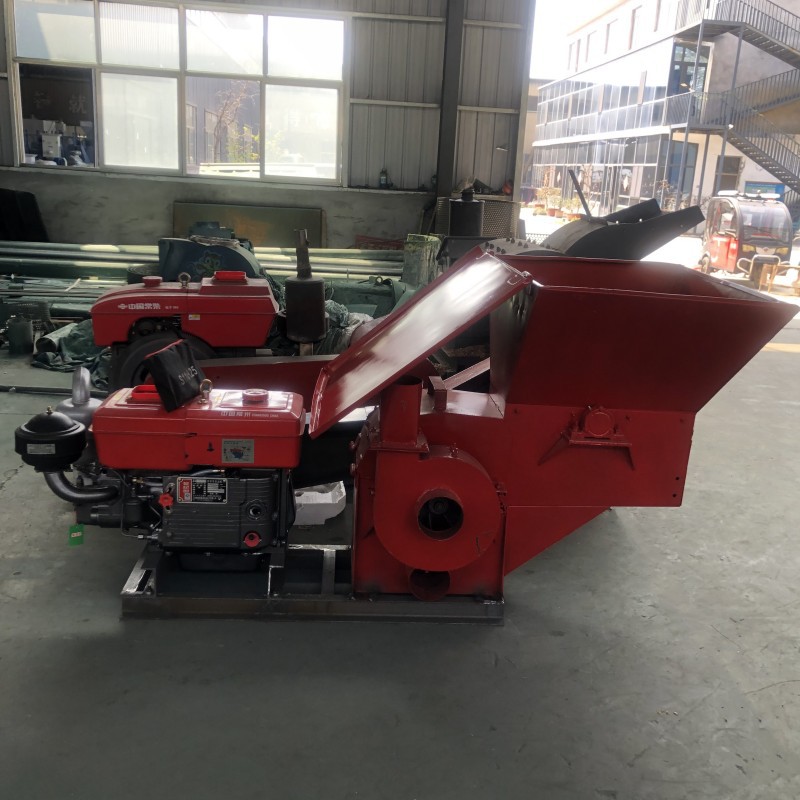 酒糟稻壳细粉碎设备 柴油机带动粉草机 花生秧秸秆草面子
