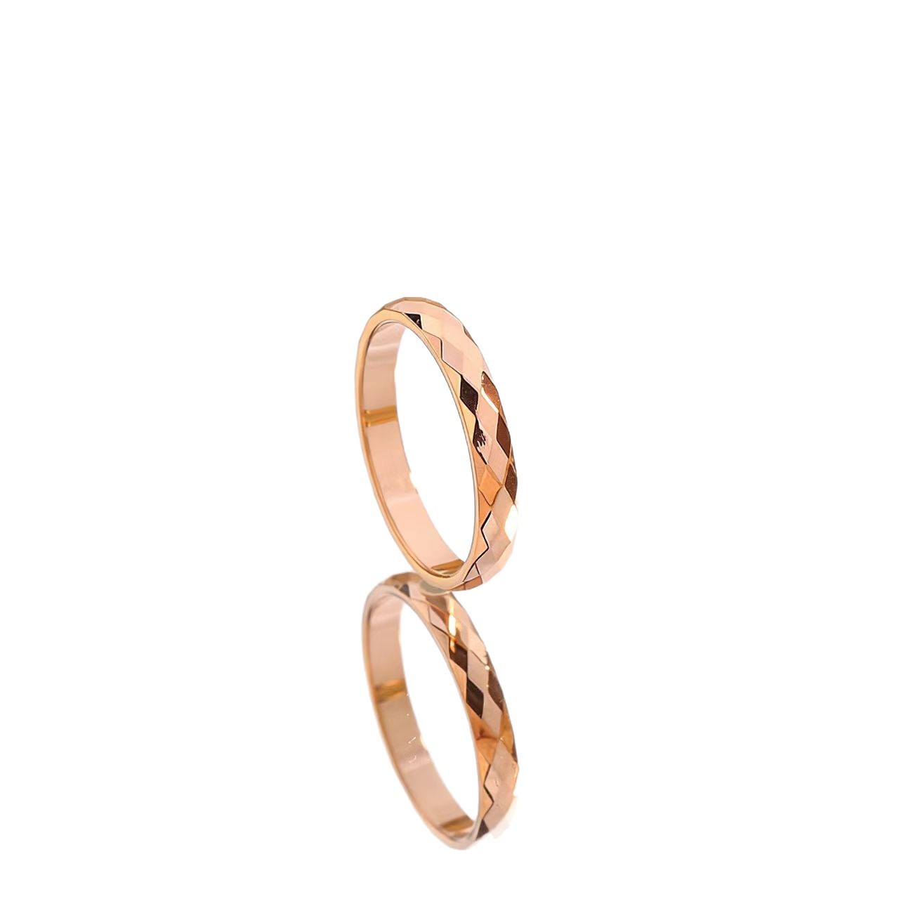 3mm Faceted Diamond-Shaped Titanium Steel Ring for Women, Solid Gold-Plated, Non-Fading, Index Finger or Pinky Ring with Unique Design