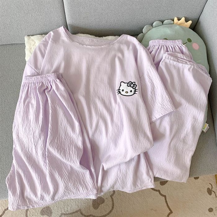 Venta al por mayor transfronteriza de color sólido bordado KT gato verano de tres piezas pijamas de manga corta mujeres traje de servicio a domicilio dulce nube de algodón